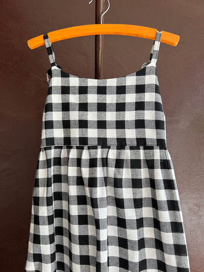 オープンバックリボンドレス（Size 2）