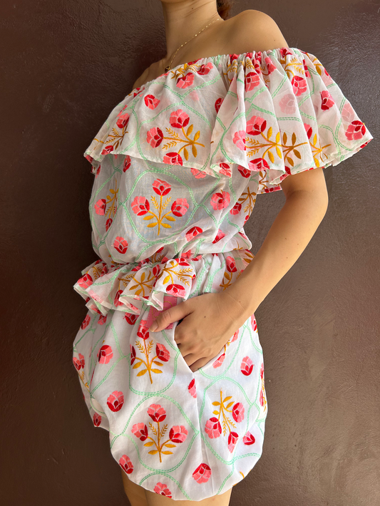 ショート丈フリルコンビネゾン（モチーフ）